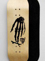 BOARD CLOSE UP SKULL HAND WOOD 31MM MEDIUM CONCAVE