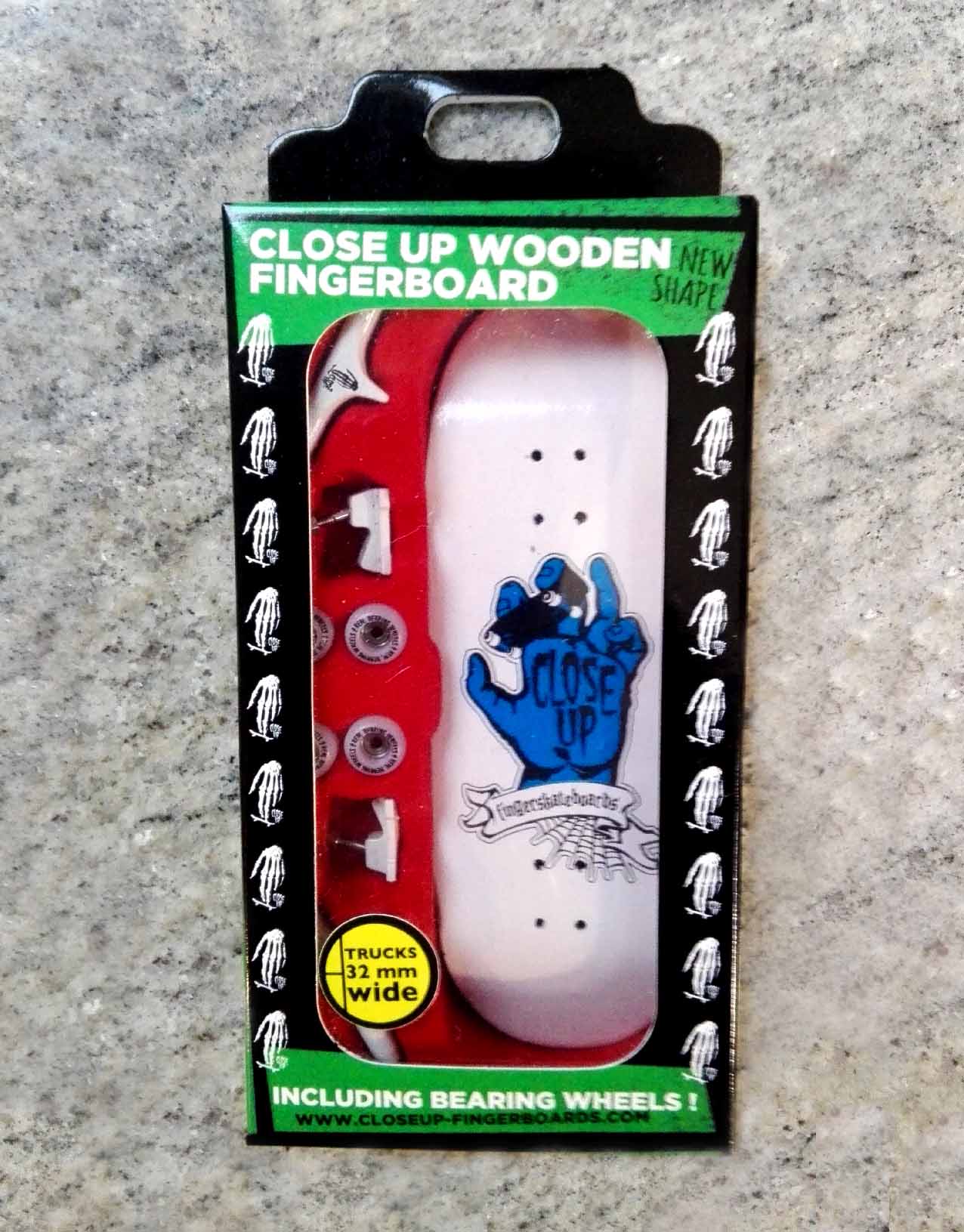 COMPLETE SET CLOSE UP RIDING HAND 33MM MEDIUM CONCAVE – 26,70 € ($ 29,95)