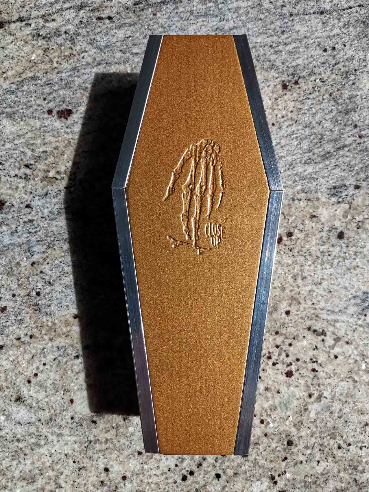 COFFIN CURB2 GOLD Ltd Edition – 25,00€ ($ 29,50 USD)
