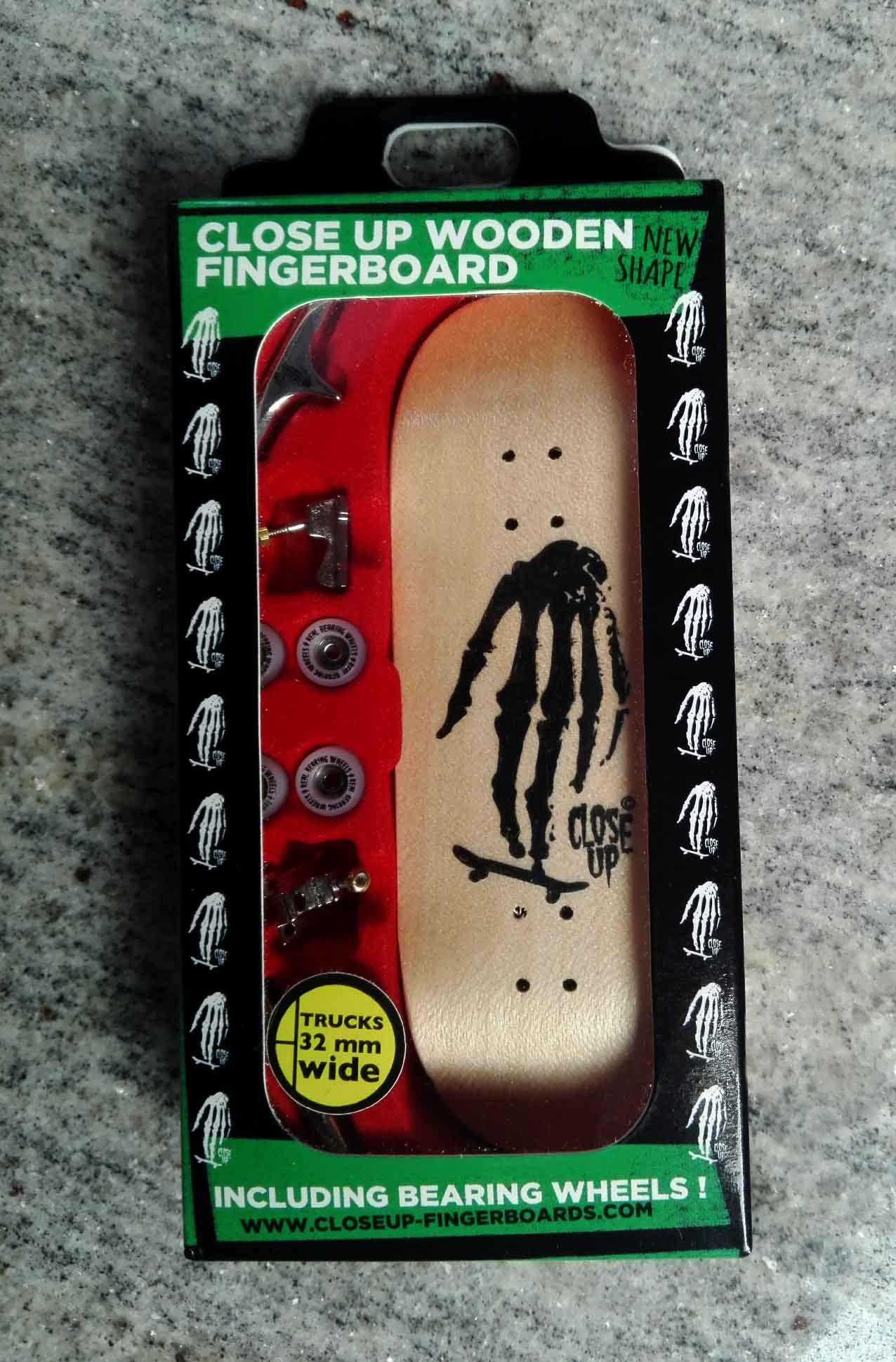 Closeup Fingerskate Finest Fingerskateboards