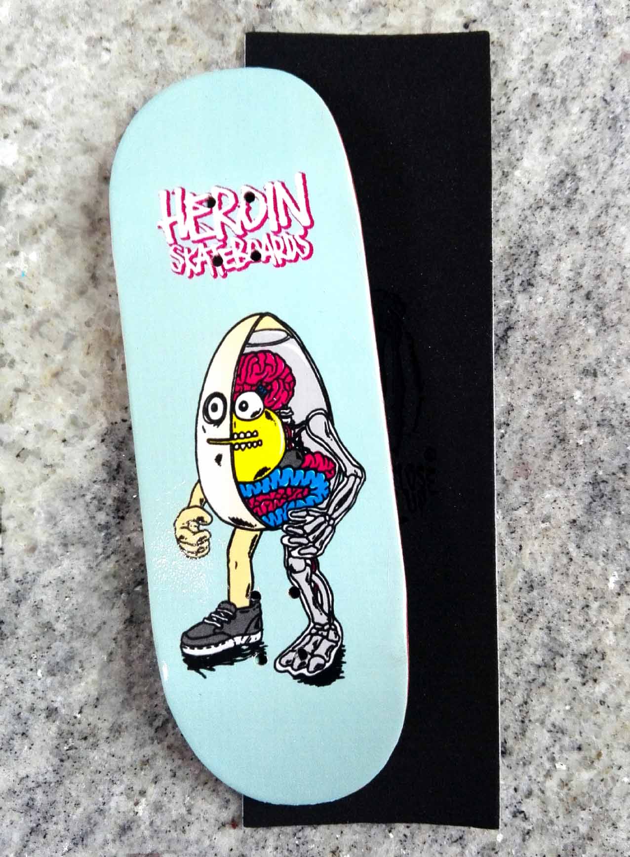 BOARD HEROIN EGG ANATOMY 33MM MEDIUM CONCAVE + RIPTAPE – 9,90 € ($11,09 USD)