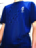 Close up t-shirt blue front logo